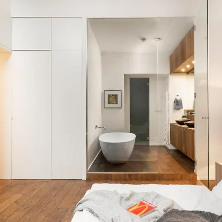 Contemporary In New Town By Days Apartment *
